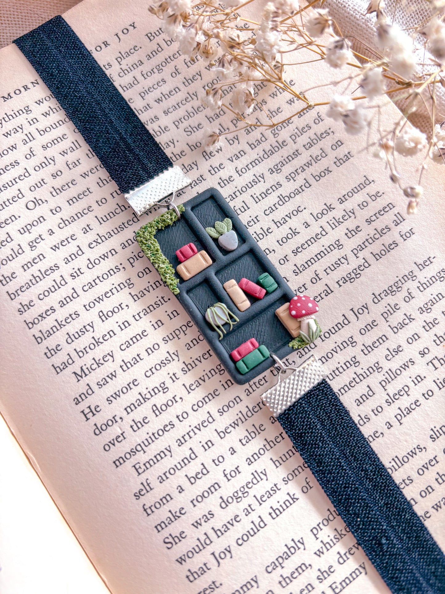 Mushroom Moody Bookcase Bookmark