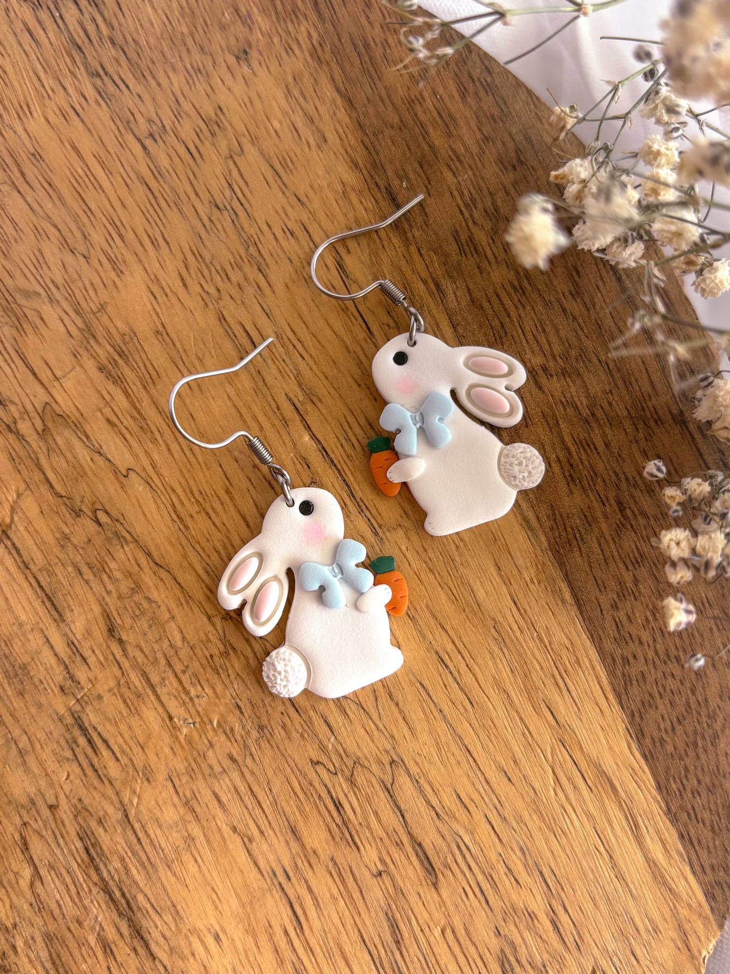 Mr.Bunny Dangles