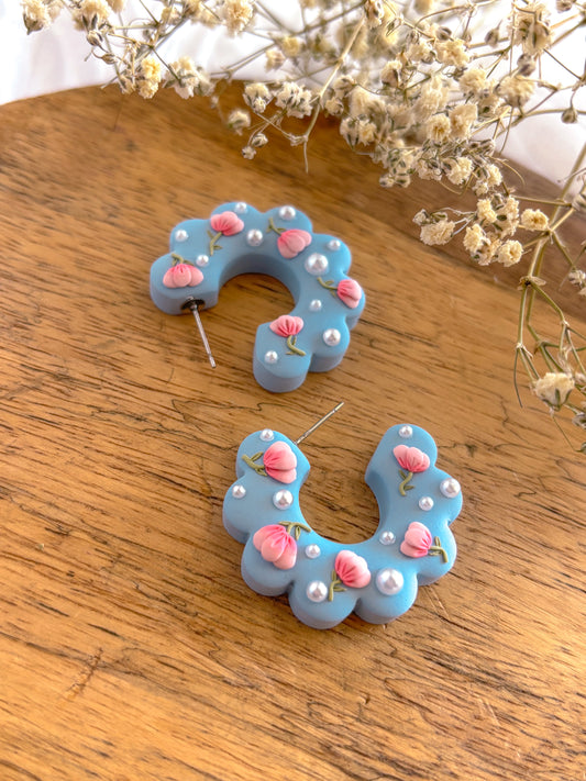The Anisa Hoops