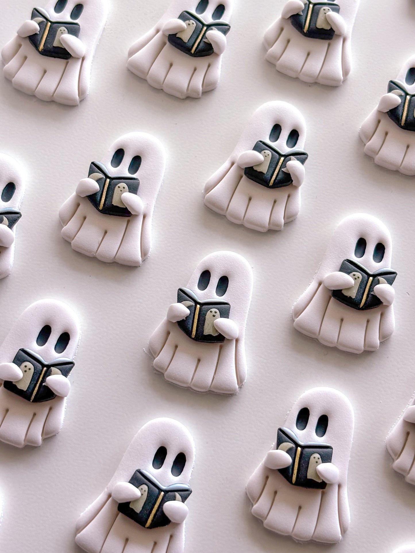 Booook Reading Ghostie Dangles