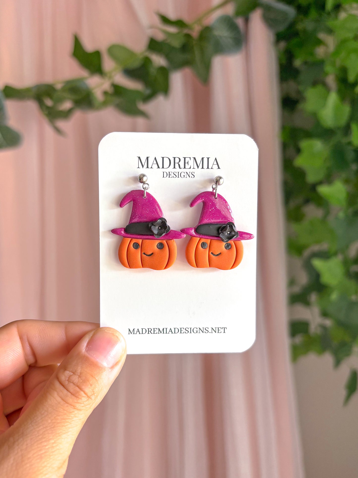 Witchy Pumpkin Dangles