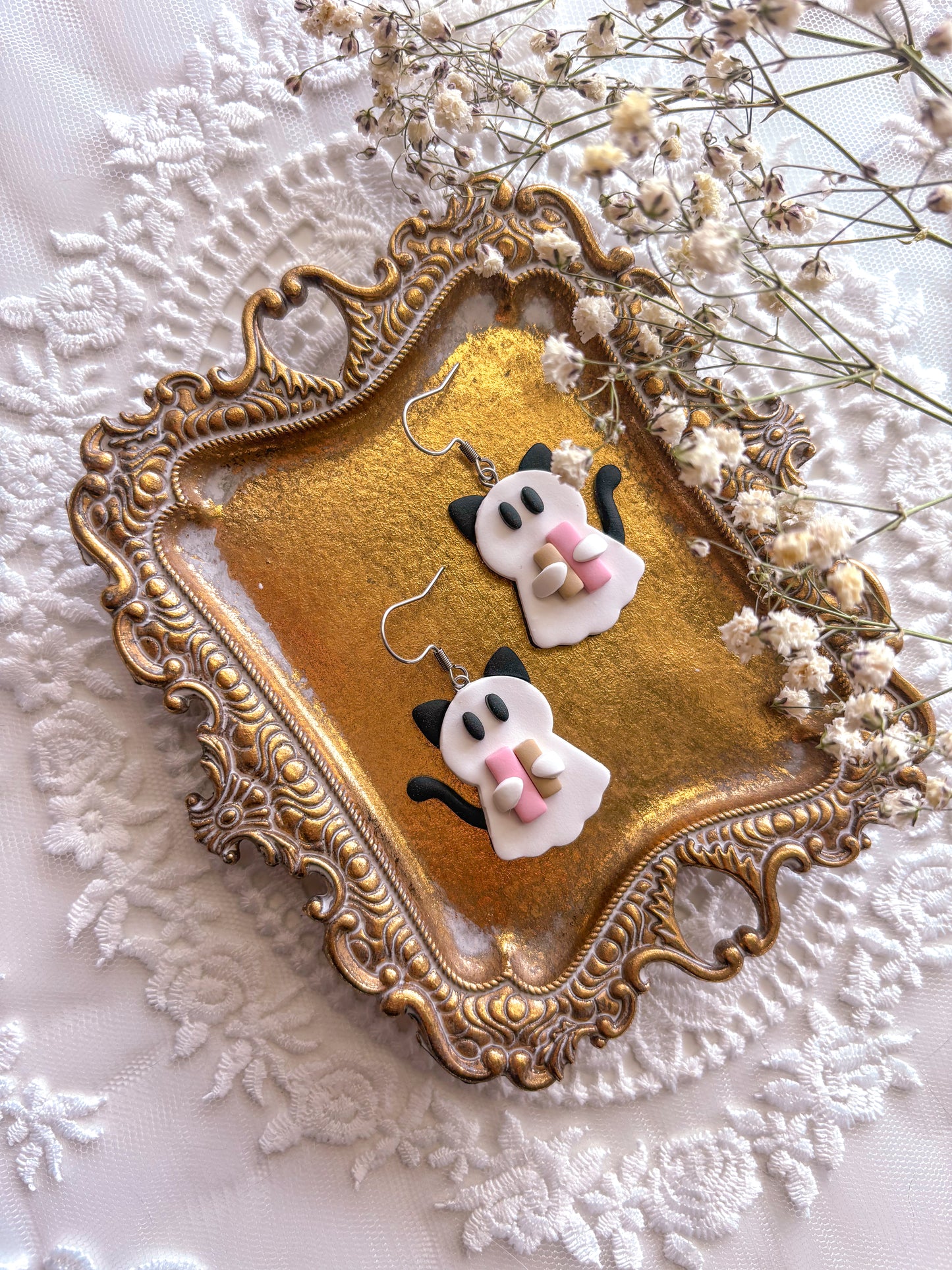 Sweet Romance Ghost Kitty Dangles
