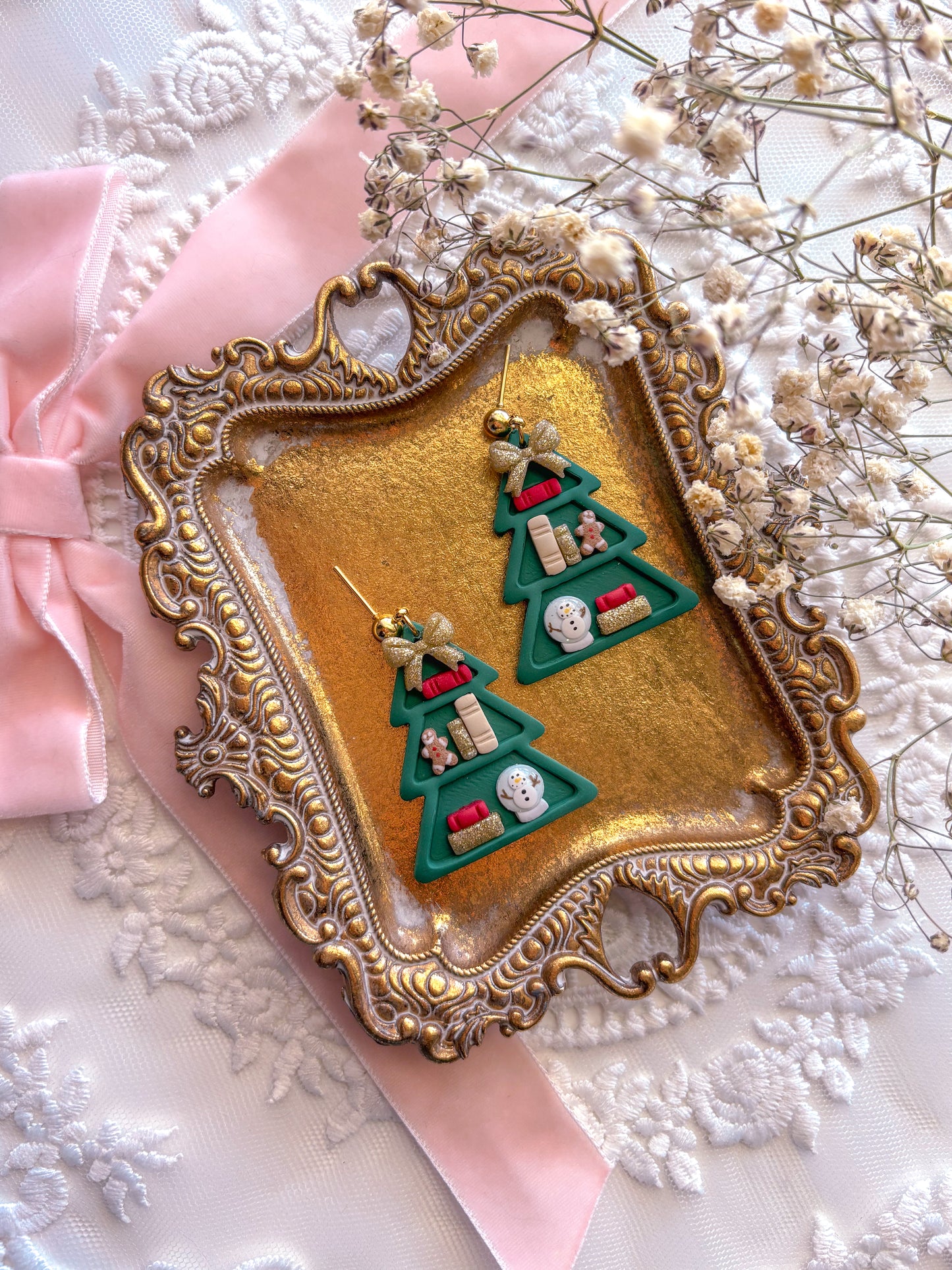 (MTO) Christmas Bookcase Dangles