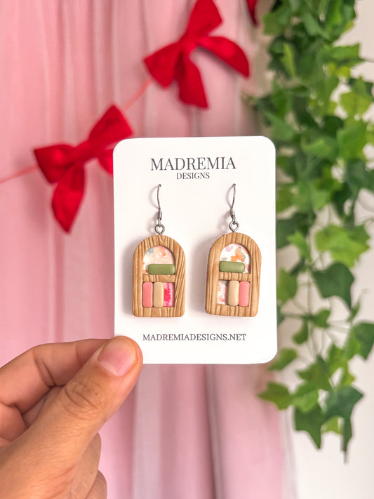 Wallpaper Bookcase Dangles