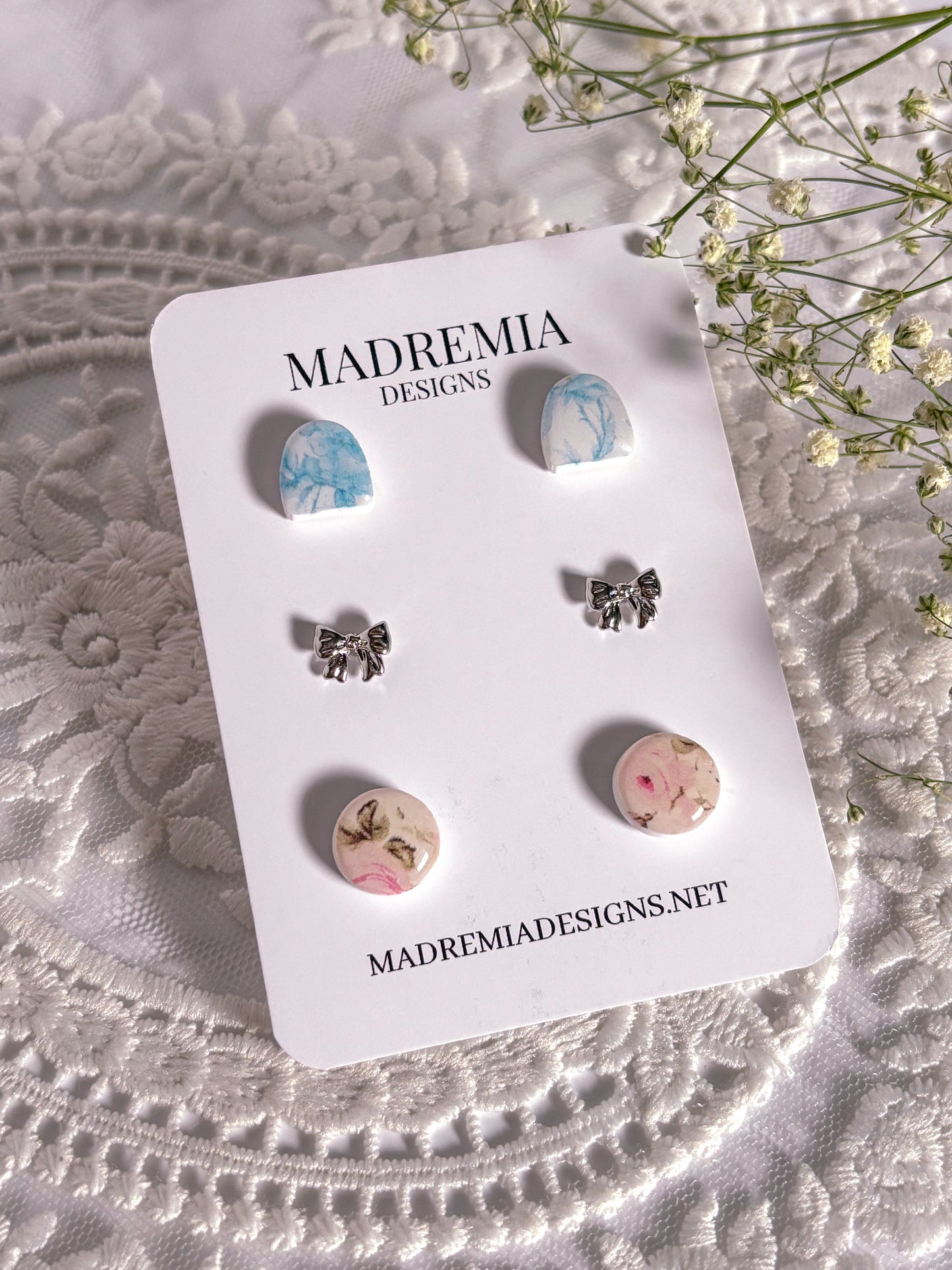 The Gentle Reader Stud Set