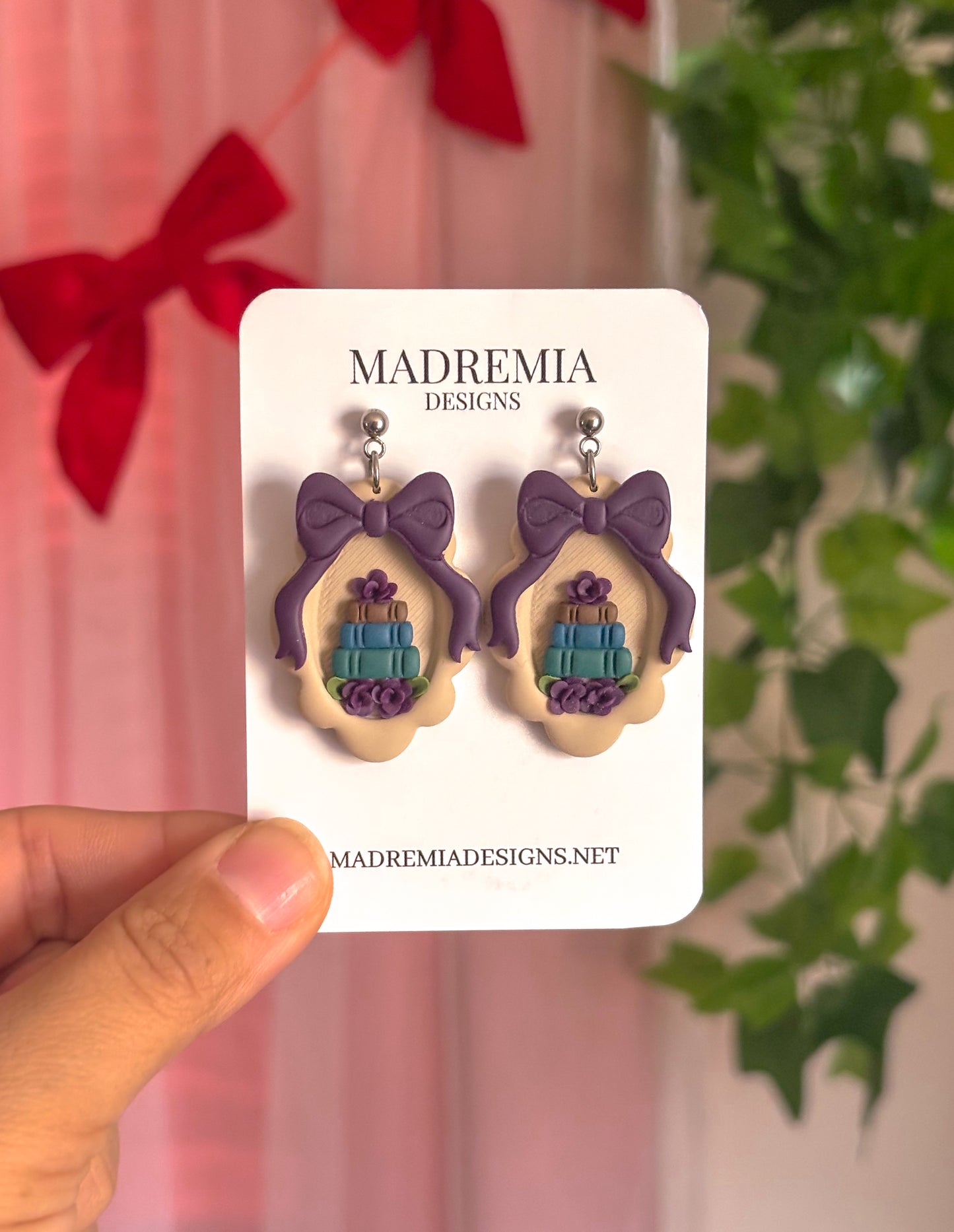 The Araminta Dangles