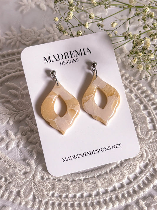 The Albina Dangles