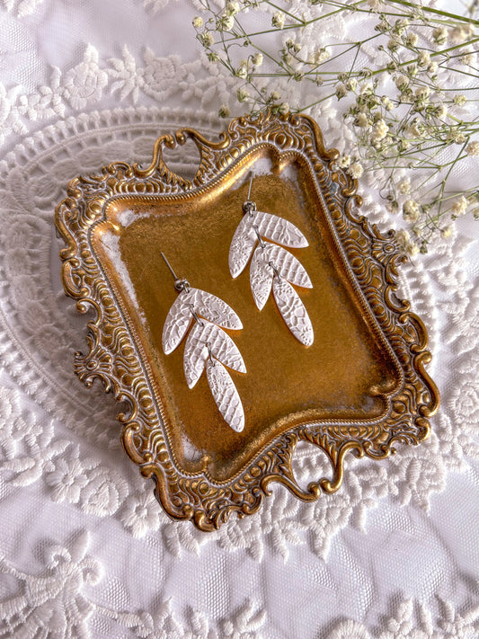 The Martha Dangles