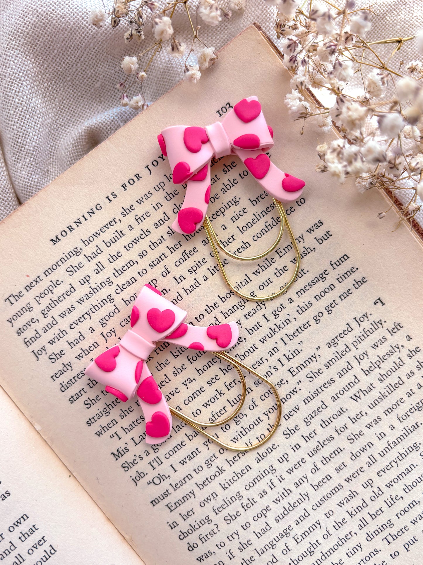 Pink Heart Bow Paperclip Bookmark