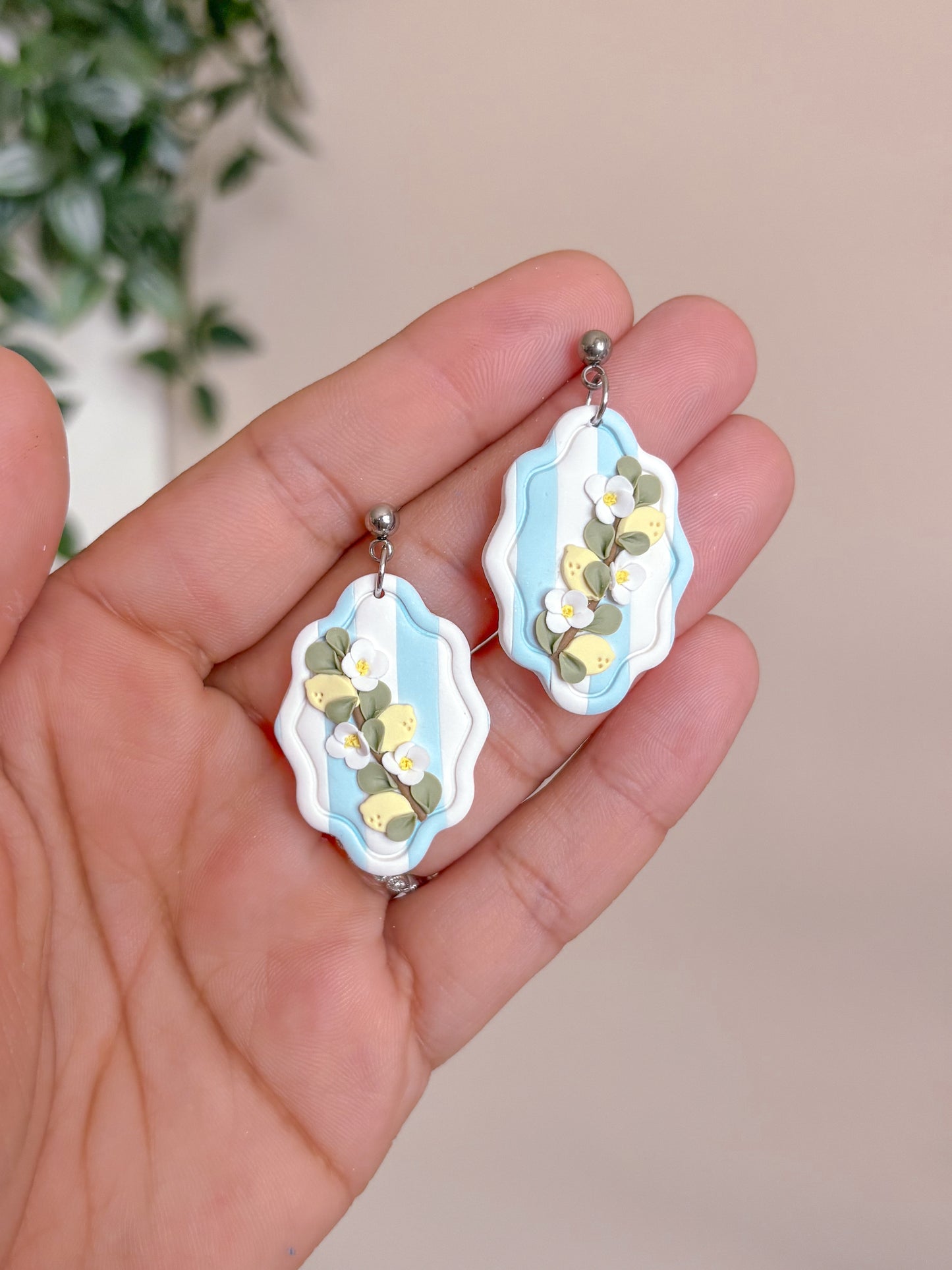 Lemon Vine Dangles