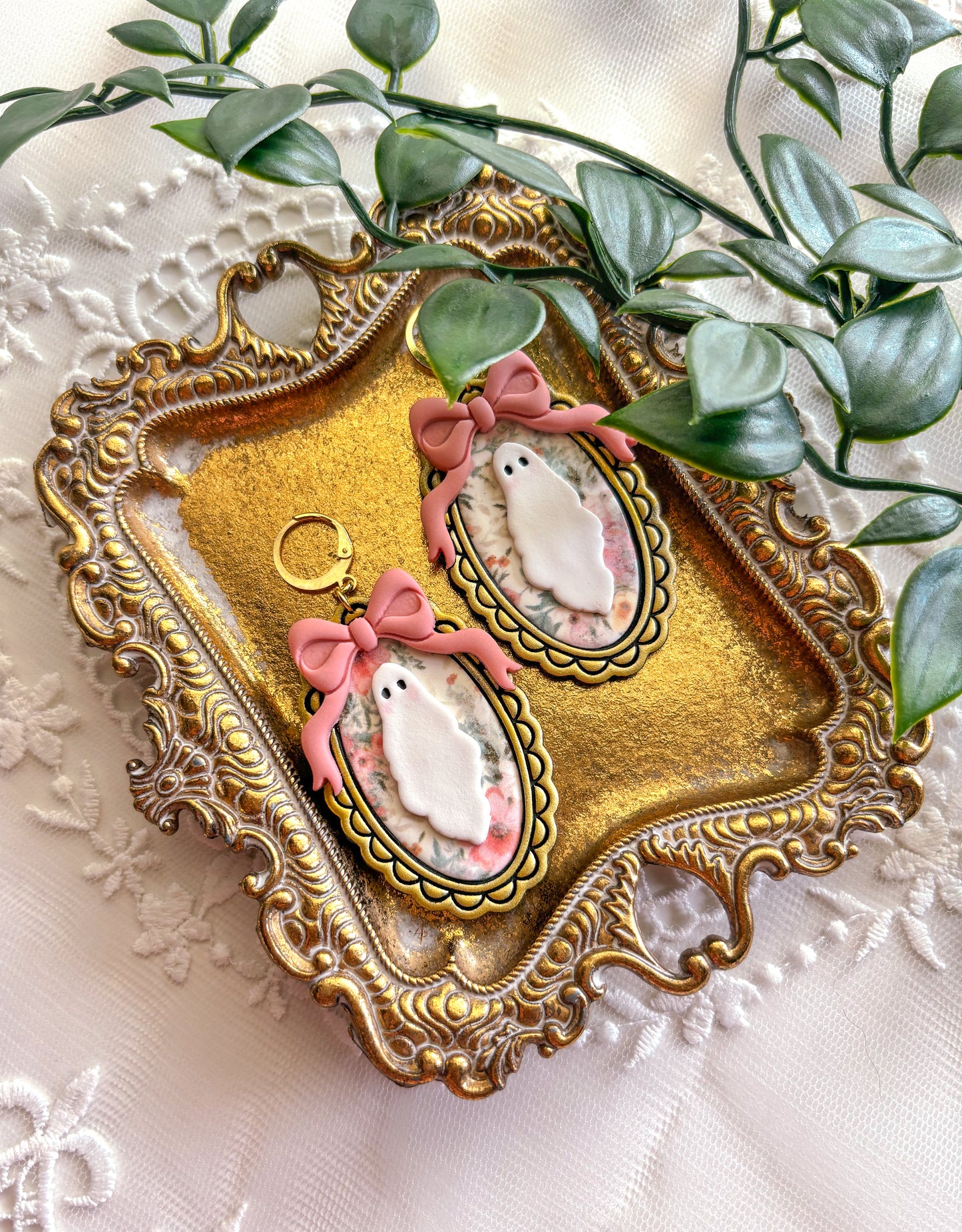 Floral Ghostie Cameo Dangles