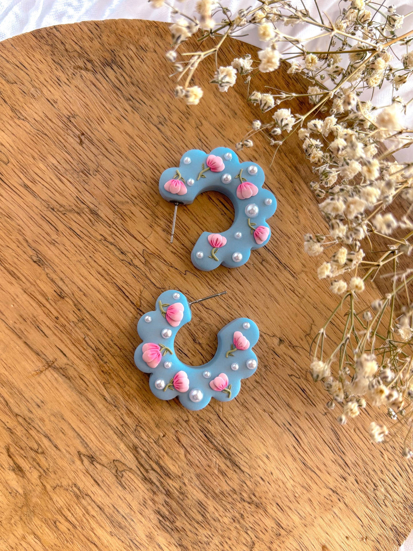 The Anisa Hoops