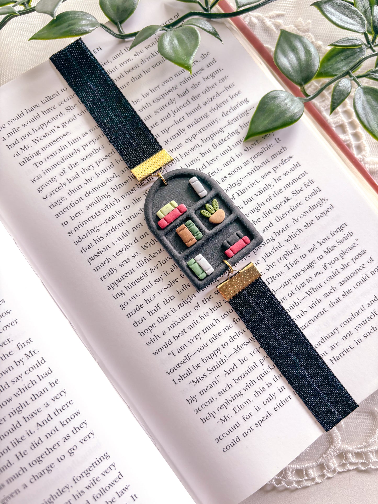 Black Bookcase Bookmark