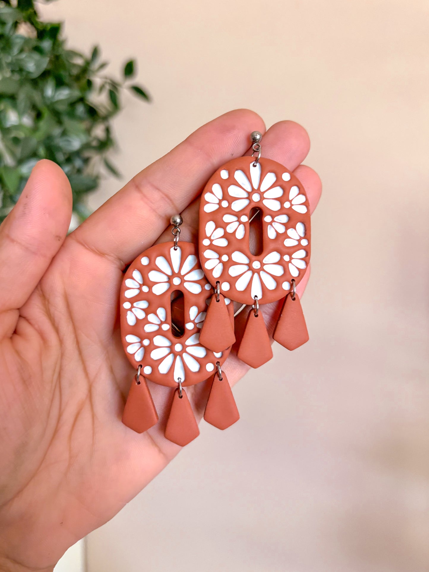 The Paola Dangles