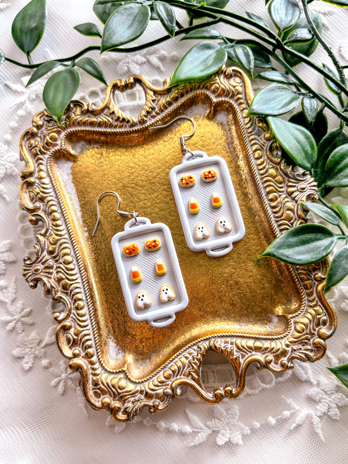 Halloween Cookie Sheet Dangles