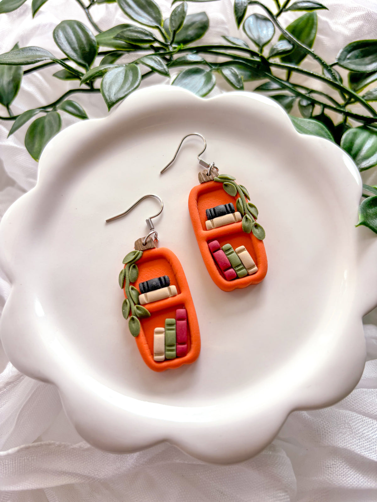 Pumpkin Bookcase Dangles