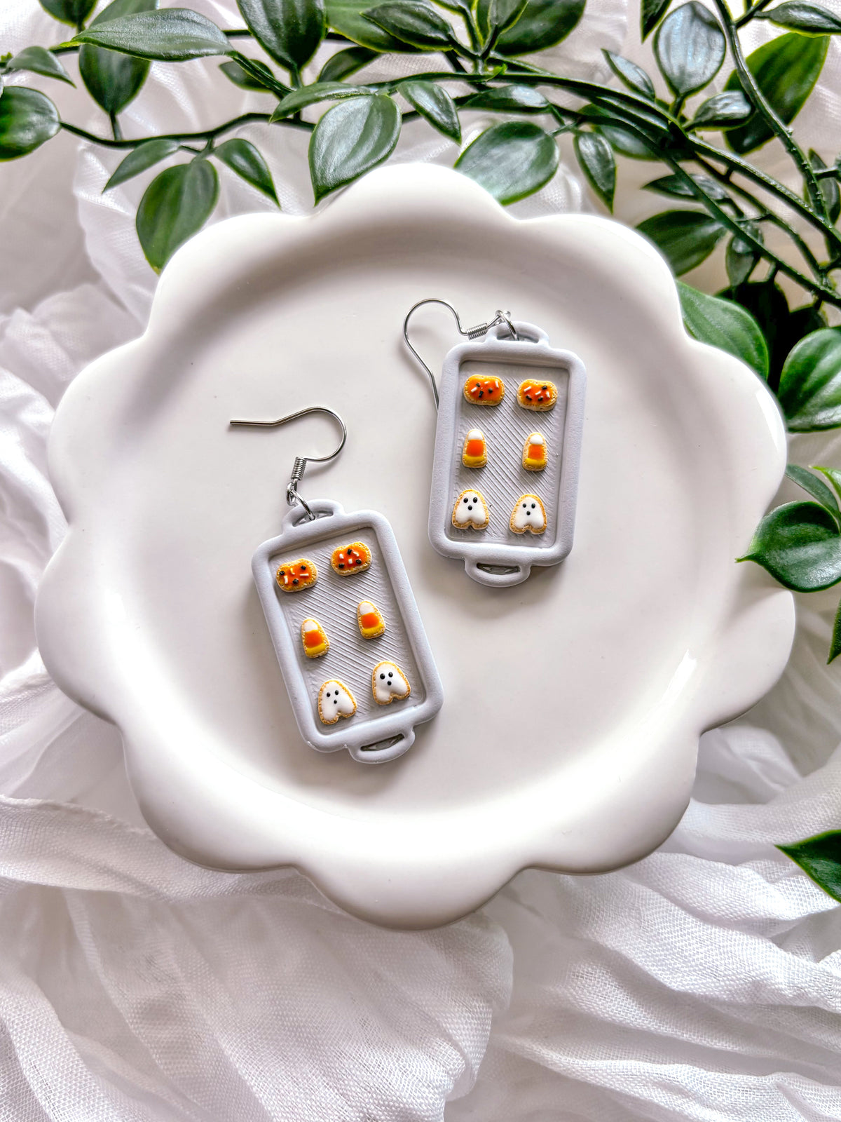 Halloween Cookie Sheet Dangles