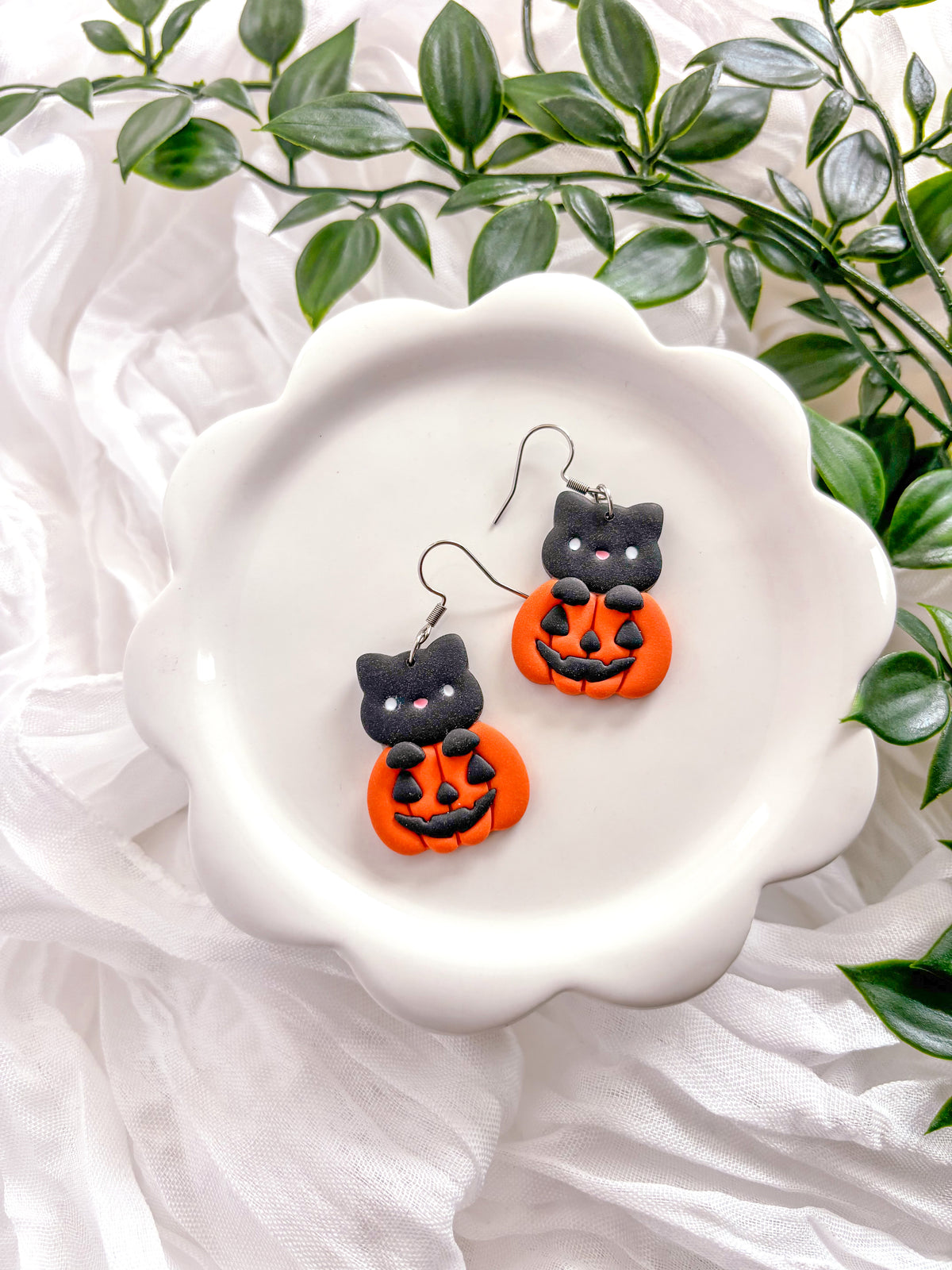 Black Kitty Pumpkin Dangles
