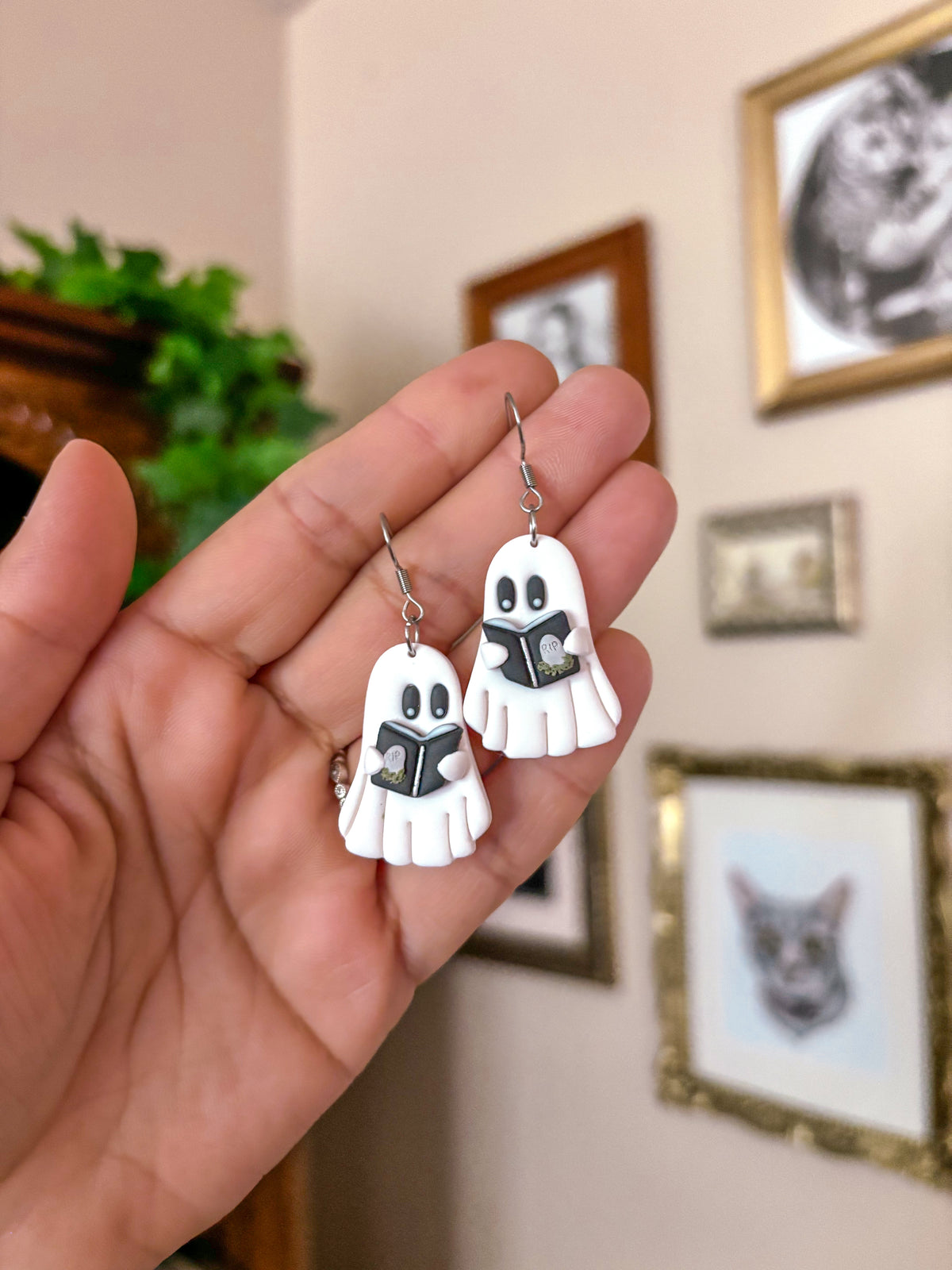 Ghostie Reading Book Dangles