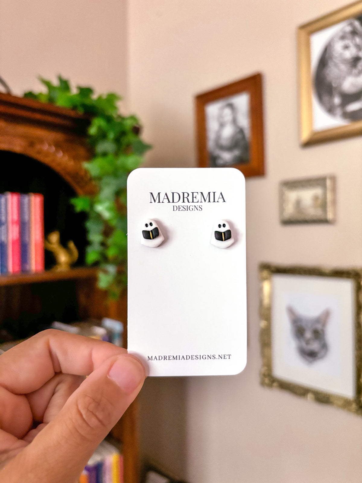 Ghostie Holding Book Studs