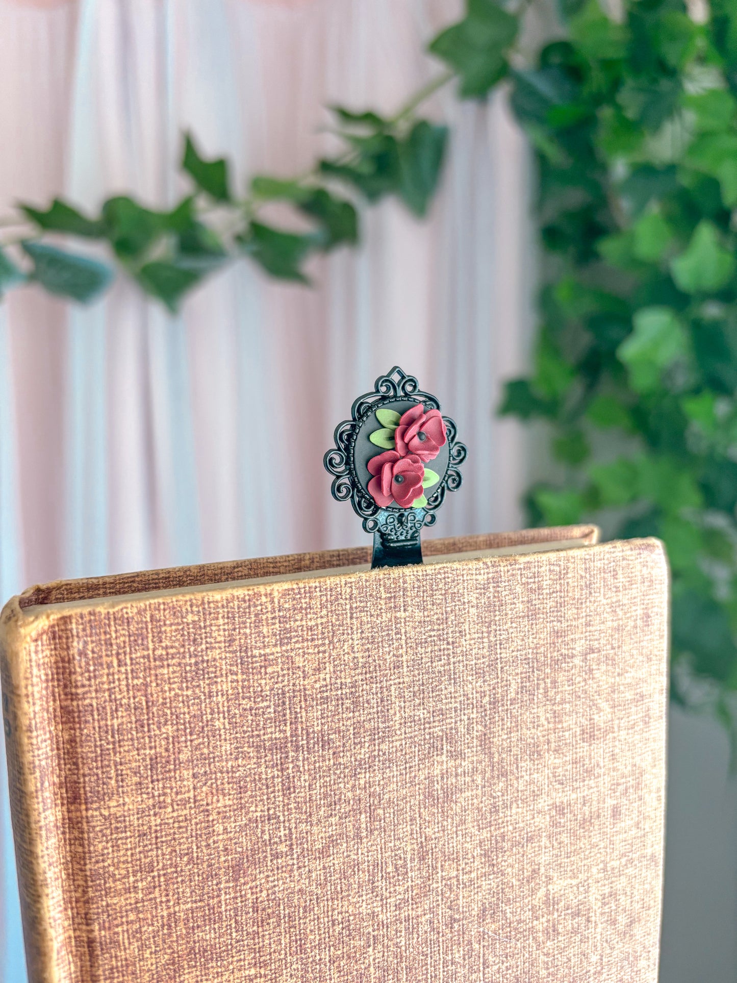 The Scarlett Bookmark
