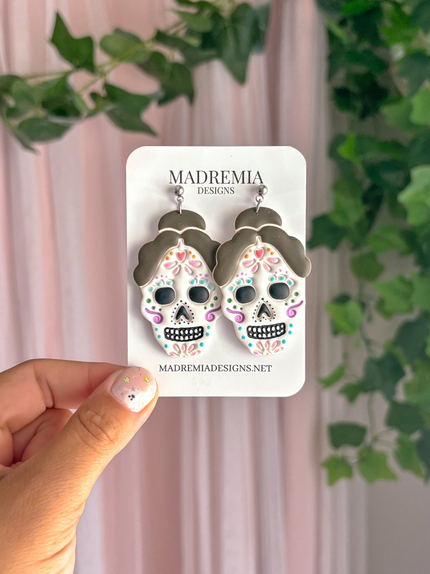 Catrina Dangles