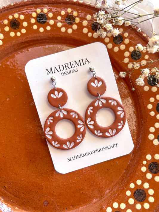 The Estela Dangles