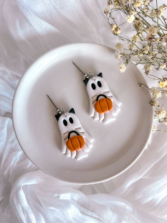 Trick or Treating Kitty Dangles